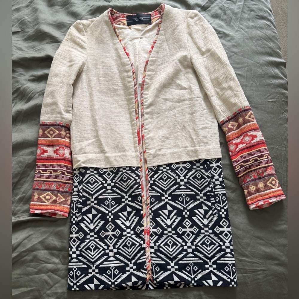 Decjuba Women’s Coat Jacket Tribal Print Size Small